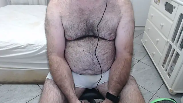 MysterBearMG live sex cam