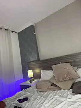 Webcam Model (MiilaBlake)  is live.Free join now!