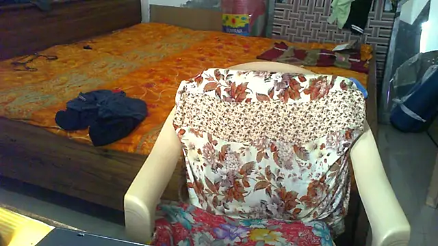 vbestshow (Ask my age) - all naked