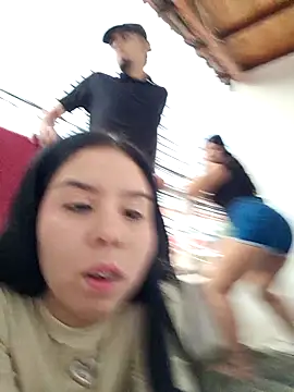 royalgirls_x - Royalgirls_x's free webcam - UK Sex Cams