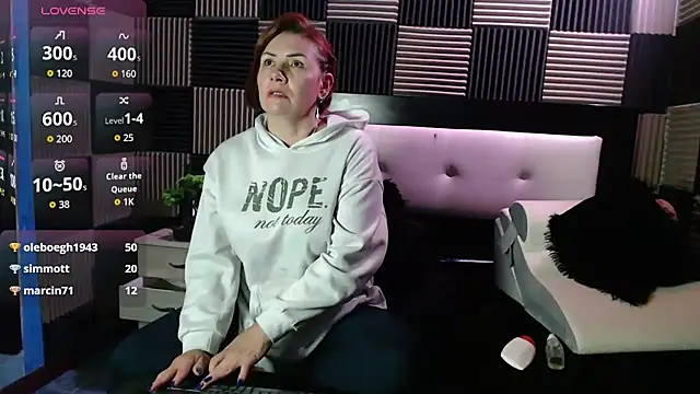 antonela-tompson - Antonela-tompson's free webcam