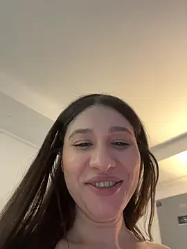 IsabellaEtthan Live Webcam on Stripchat