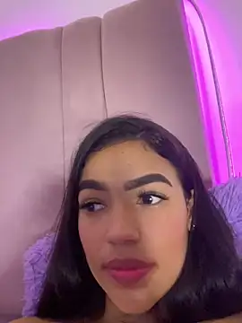 Webcam Model (trex_x) is live