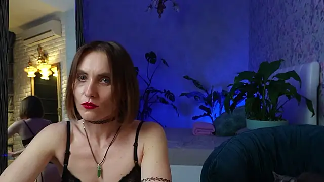 clarabendover - ClaraBendover's free webcam - UK Sex Cams