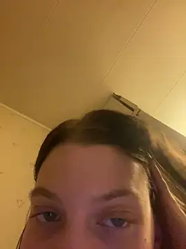 Mandispandis1 live sex cam