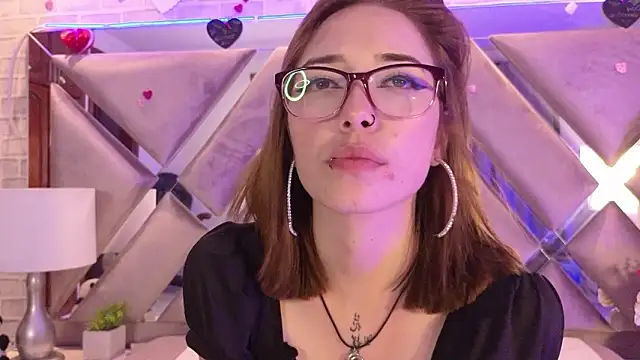 harperrwest - HarperrWest's free webcam - UK Sex Cams