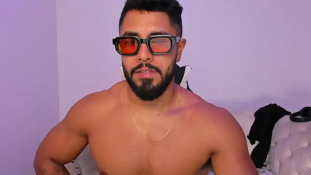 Santiago_huntt live sex cam