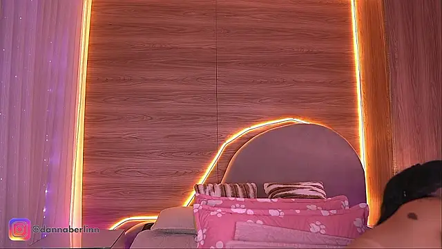 danna_berlin_ live sex cam