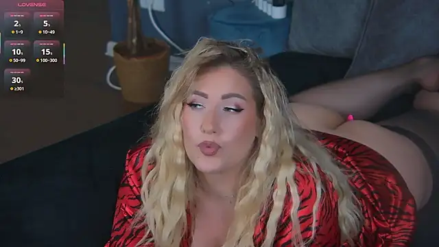 ondinanoire (F milf) - every tip is a compliment