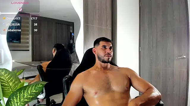 Dimitri_Bass's live cam