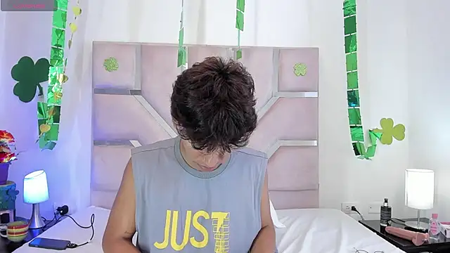 angel_lux - Angel_Lux's free webcam - UK Sex Cams