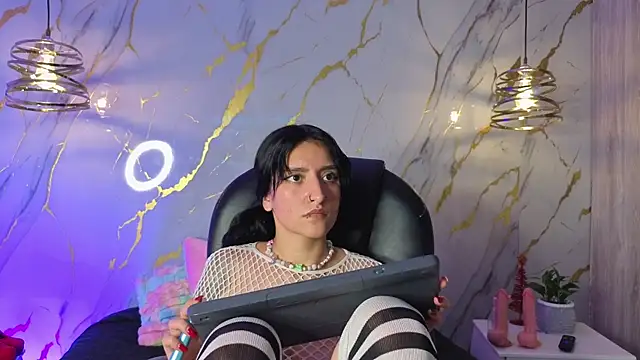 Scaarlettfox live sex cam