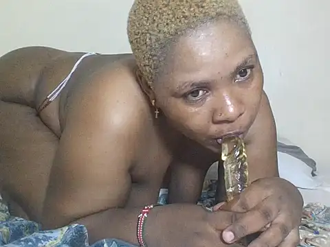 african_bigjuicyass - African_Bigjuicyass's free webcam - UK Sex Cams