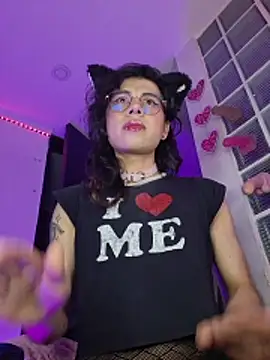 Sweet-SharoKitty webcam