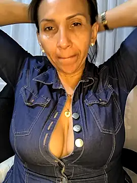 mrsvictoriaaa - Mrsvictoriaaa's free webcam - UK Sex Cams