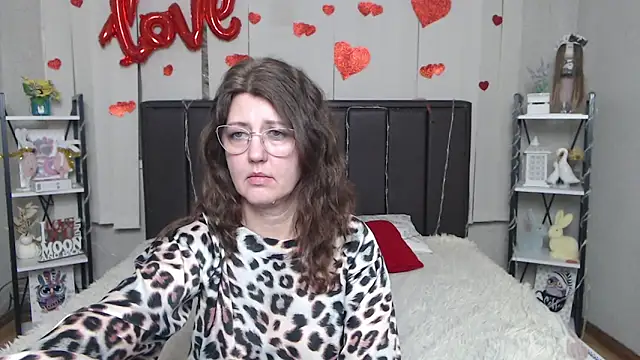 rosehille - RoseHille's free webcam - UK Sex Cams