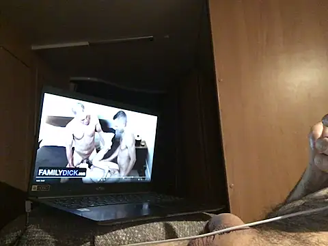 im1208 - Im1208's free webcam - UK Sex Cams