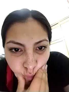 gatita041 - Gatita041's free webcam - UK Sex Cams