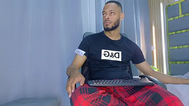 Preview of oliver_bigblack_cock