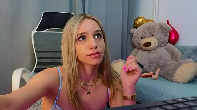 mellisakim - MellisaKim's free webcam