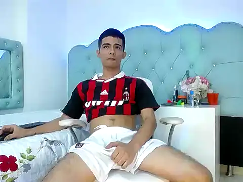 apolo_richards (M young) - My explicitmasturbation 🍆💦