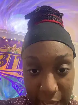 HennessyBaby21 live cam profile