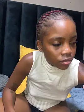 littlebunny33 - Littlebunny33's free webcam - UK Sex Cams