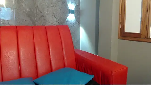 mia_coral1 - Mia_coral1's free webcam - UK Sex Cams