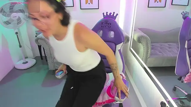 kitty__cutte - Kitty__cutte's free webcam