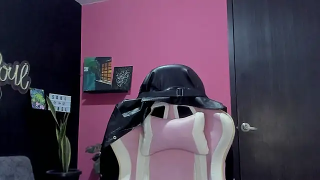 azula_lillet - Azula_lillet's free webcam