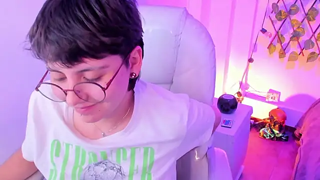 nathaly_ds - Nathaly_ds's free webcam - UK Sex Cams