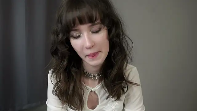 dellaleck - DellaLeck's free webcam - UK Sex Cams