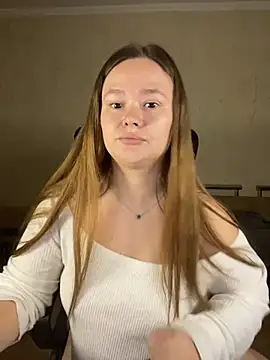 Webcam Model (CaramelleSugarr)  is live.Free join now!