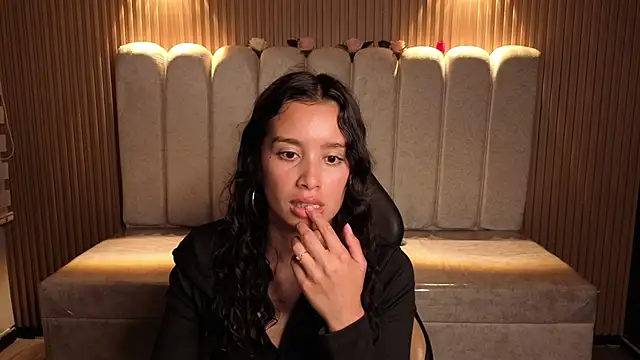 _mia_evans_1 - _Mia_Evans_1's free webcam