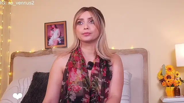 annie22love (Ask my age) - Hello world!