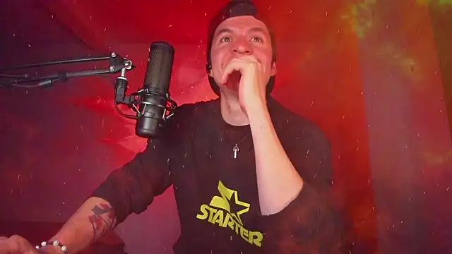 headhunterdz - Headhunterdz's free webcam - UK Sex Cams