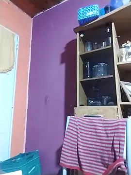 mpkev (M young) - Hot / PM / TLG / CONTENIDO Y MAS