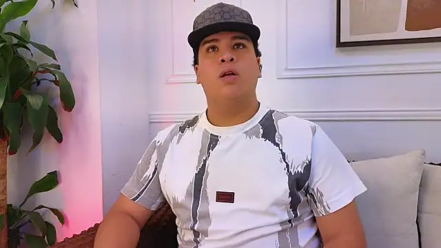 naim_bennetsex (M young) - naked and play cock