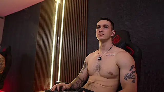 jacksonolsenn (M twink) - cum shot