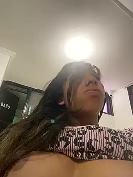 Webcam Model (THALIA_EF)  is live.Free join now!