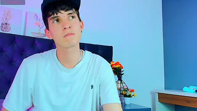 Jheampiiero live sex cam