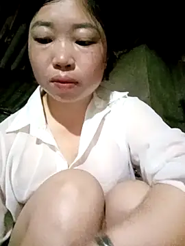 julybe - Julybe's free webcam