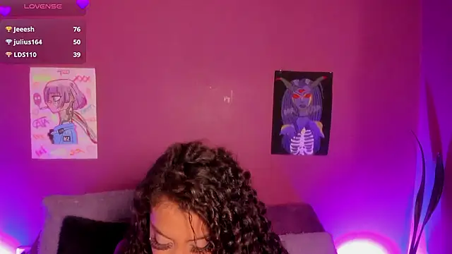 cata_green - Cata_green's free webcam