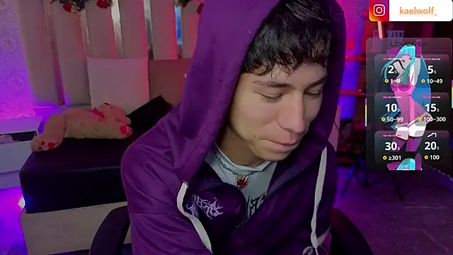 kaelwolf_tay (M twink) - flash ass