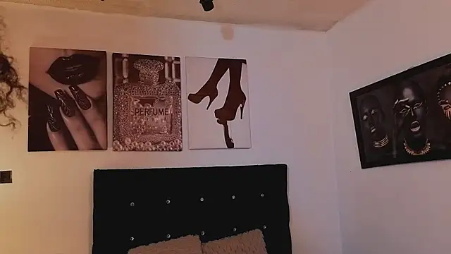 zoe-yanin - Zoe-yanin's free webcam