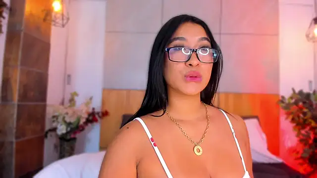 bellaharllow - BellaHarllow's free webcam - UK Sex Cams