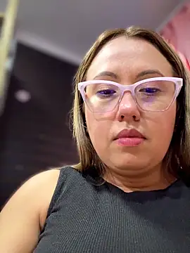 violeta-25_ - VIOLETA-25_'s free webcam - UK Sex Cams