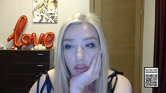 wild_silk_desire (F milf) - Change clothes and sexy dance )