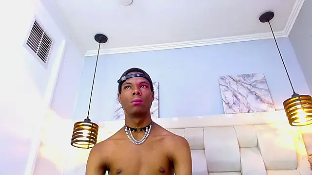 santiago_ortiz_ - Santiago_Ortiz_'s free webcam - UK Sex Cams