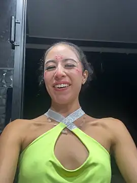 samy_and_ari (G young) - A girl sucks feet+video